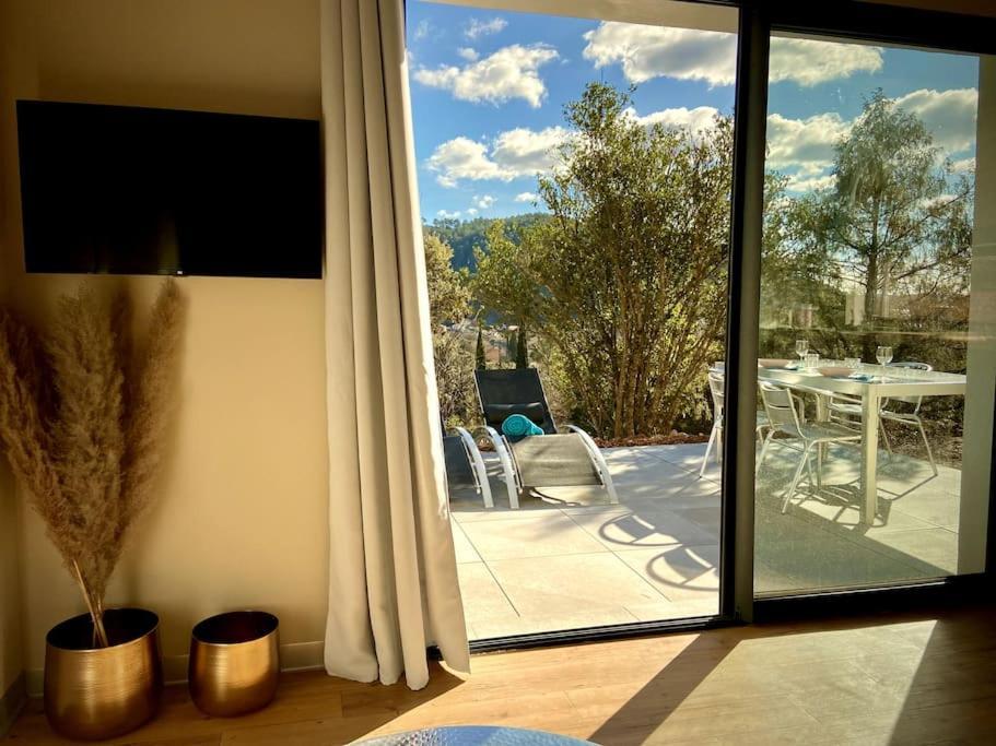 Eva'S Cabanon Apartment Cabasse ภายนอก รูปภาพ